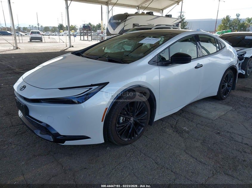 Toyota Prius 2025 — миниатюра 2