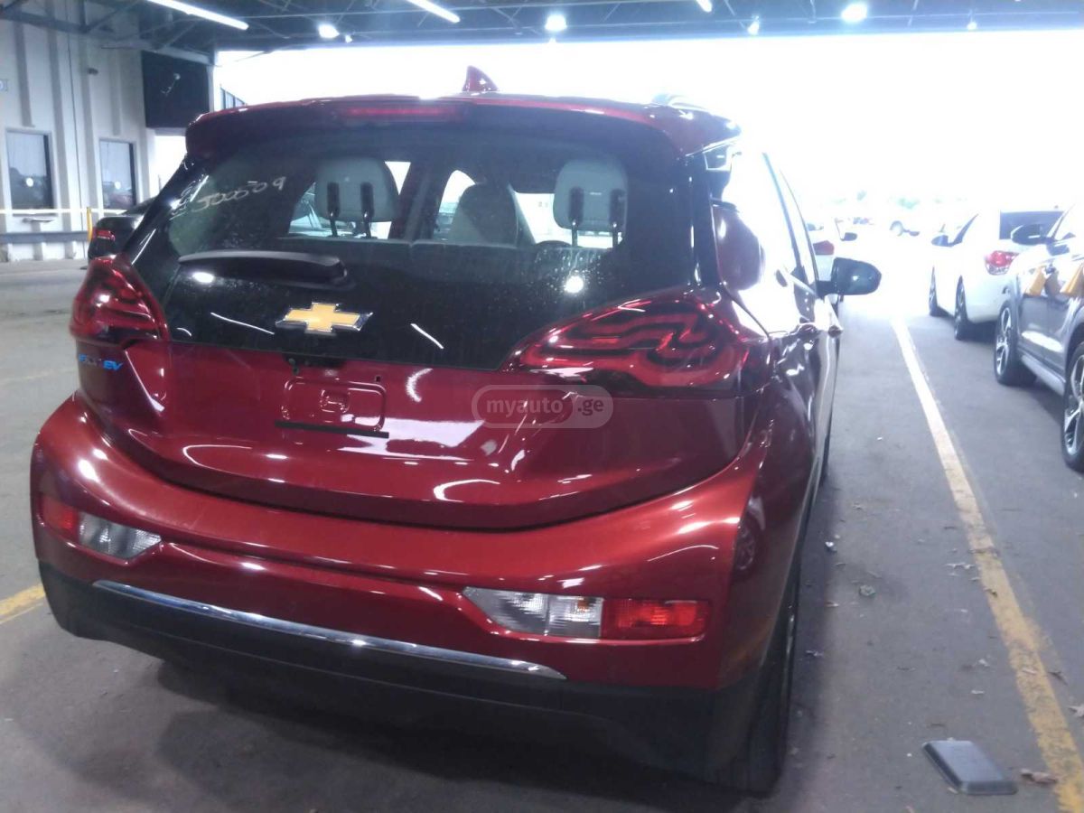 Chevrolet Bolt EV - фото 3