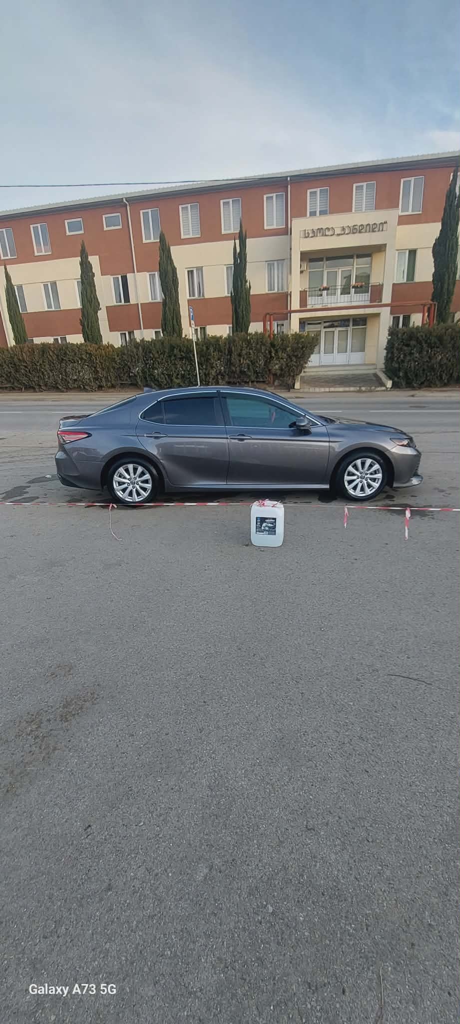 Toyota Camry - фото 3