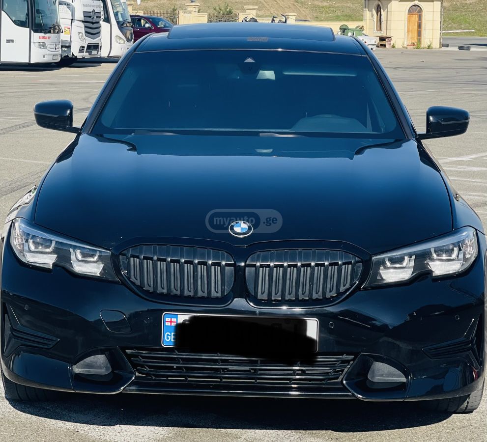 BMW 330 - фото 2