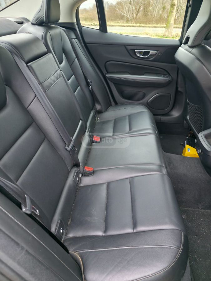 Volvo S 60 - фото 12