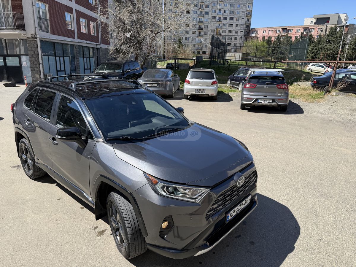 Toyota Rav 4 - фото 2