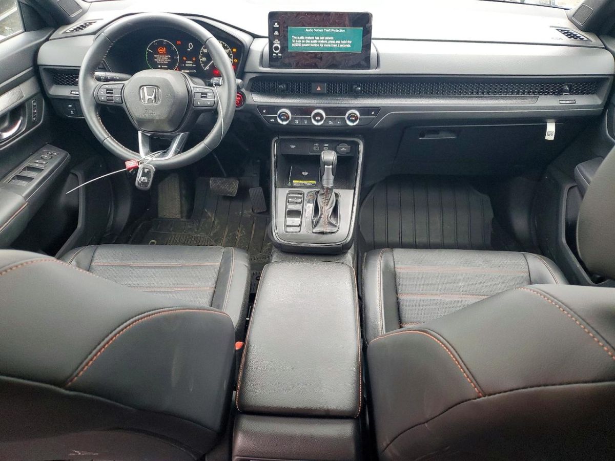 Honda CR-V - фото 8