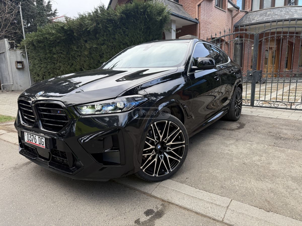 BMW xDrive40i 4dr All-Wheel Drive — миниатюра 1