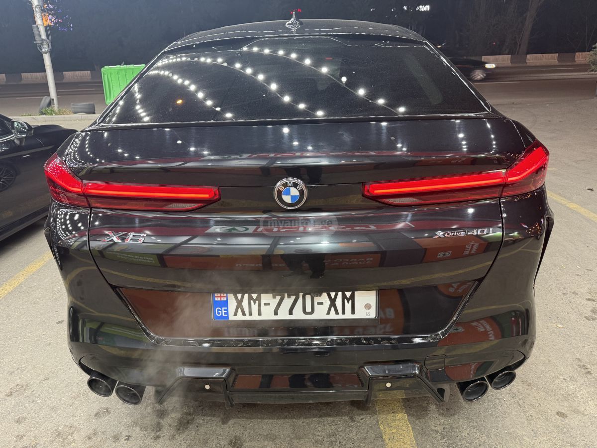 BMW xDrive40i 4dr All-Wheel Drive — миниатюра 10