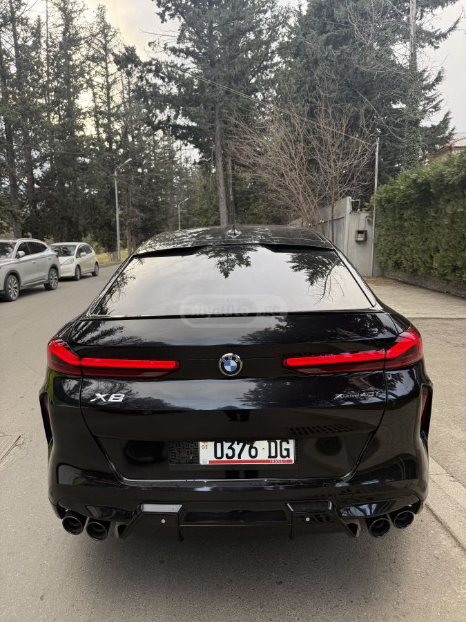 BMW xDrive40i 4dr All-Wheel Drive — миниатюра 3