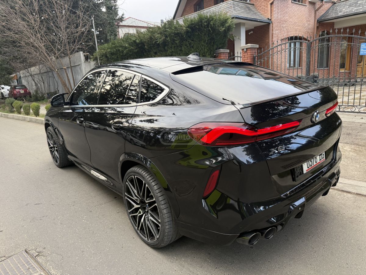 BMW xDrive40i 4dr All-Wheel Drive — миниатюра 4