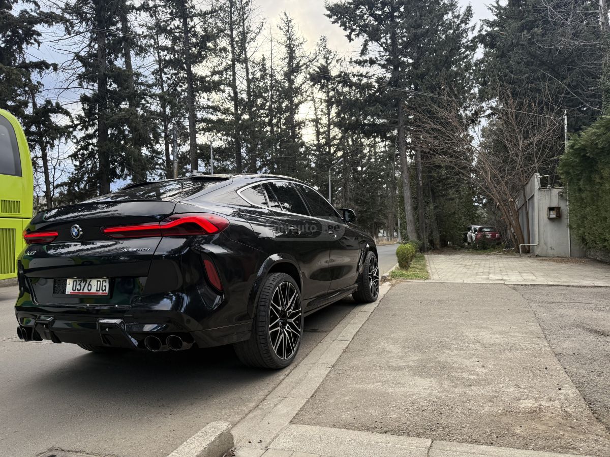 BMW xDrive40i 4dr All-Wheel Drive — миниатюра 5