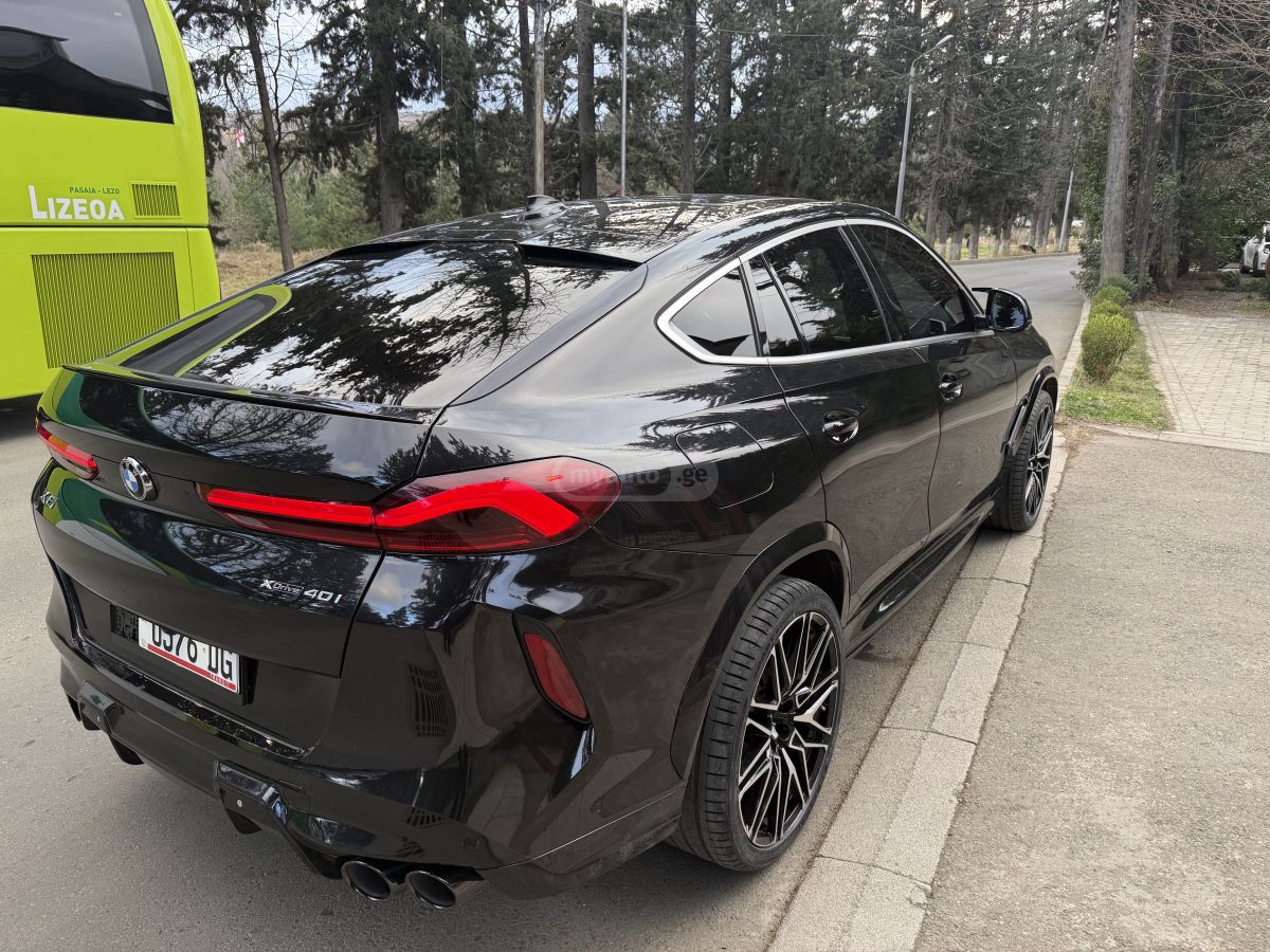 BMW xDrive40i 4dr All-Wheel Drive — миниатюра 9