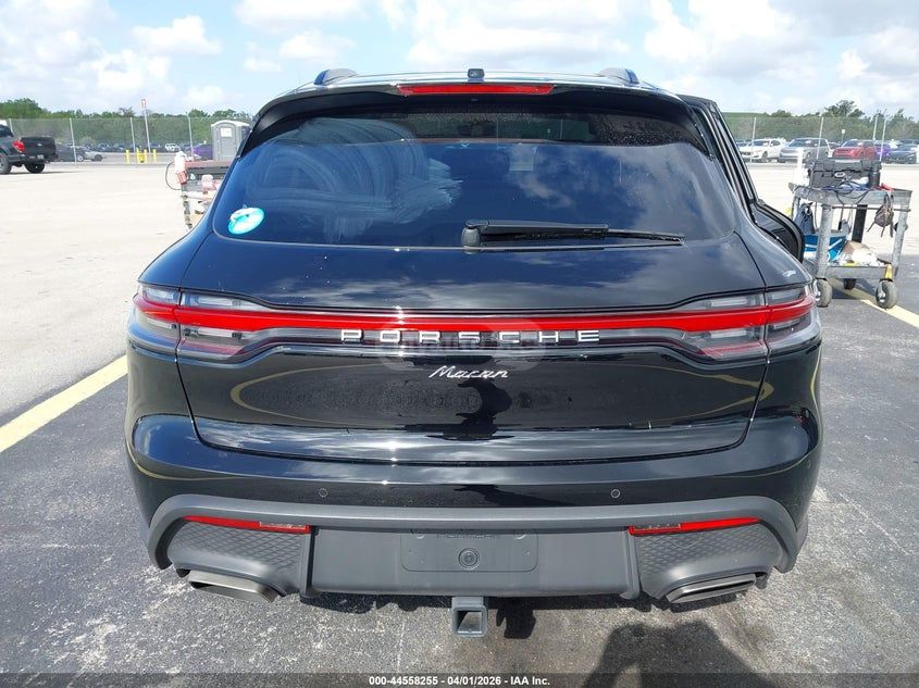 Porsche Macan - фото 10