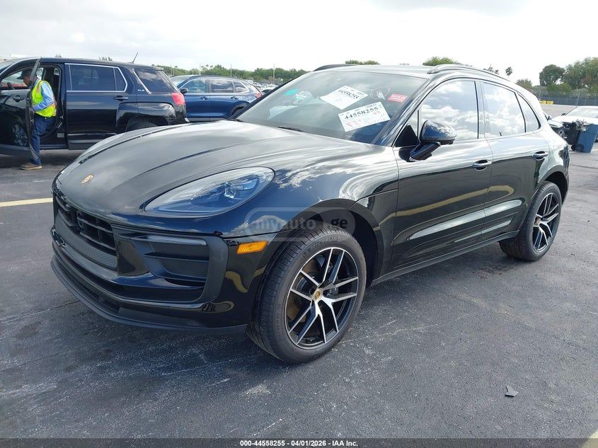 Porsche Macan - фото 12