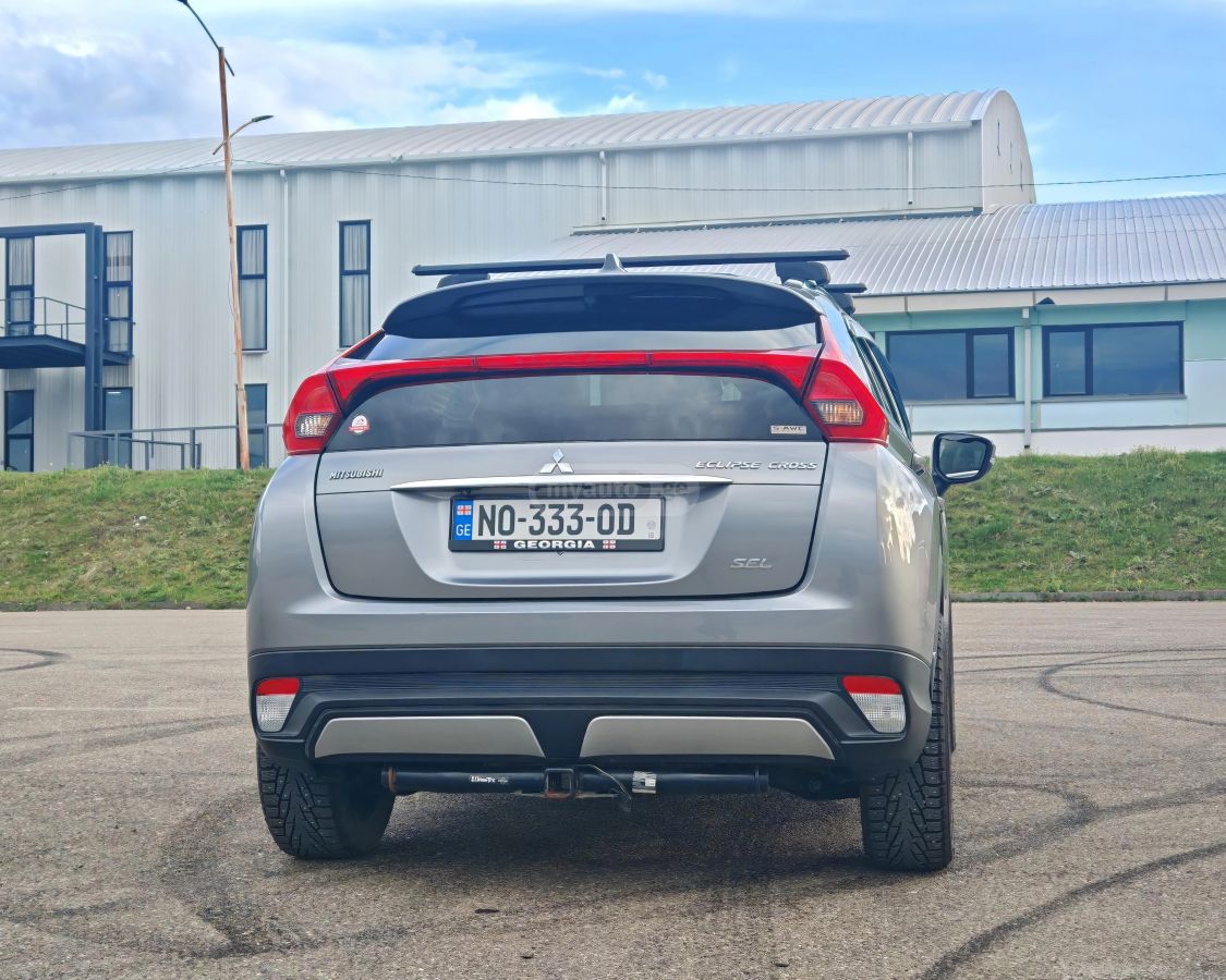 Mitsubishi Eclipse Cross - фото 6
