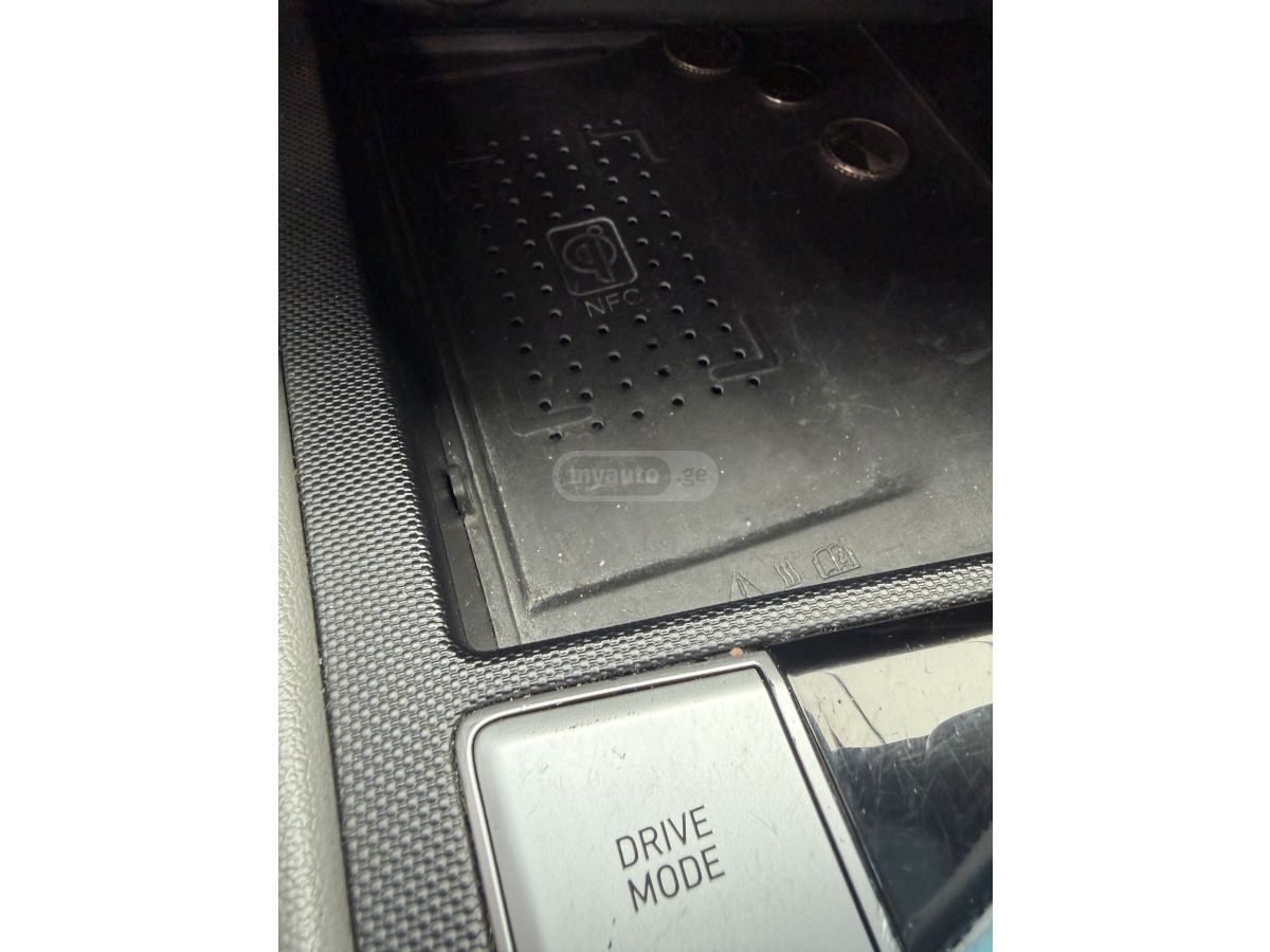 Hyundai Elantra - фото 9