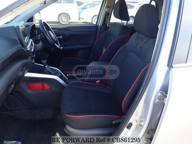 Toyota Raize - фото 10