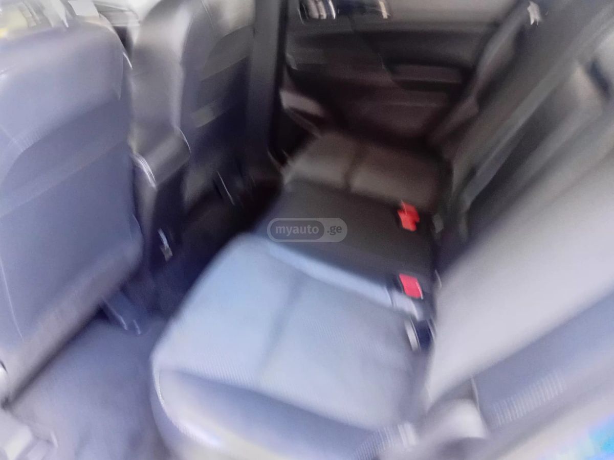 Mitsubishi Eclipse - фото 7