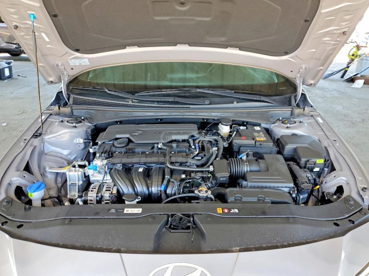 Hyundai Elantra - фото 11