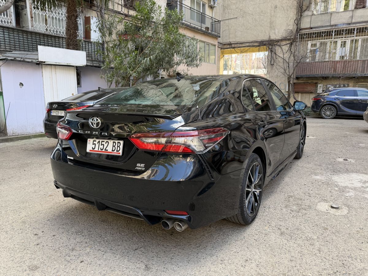 Toyota Camry - фото 6