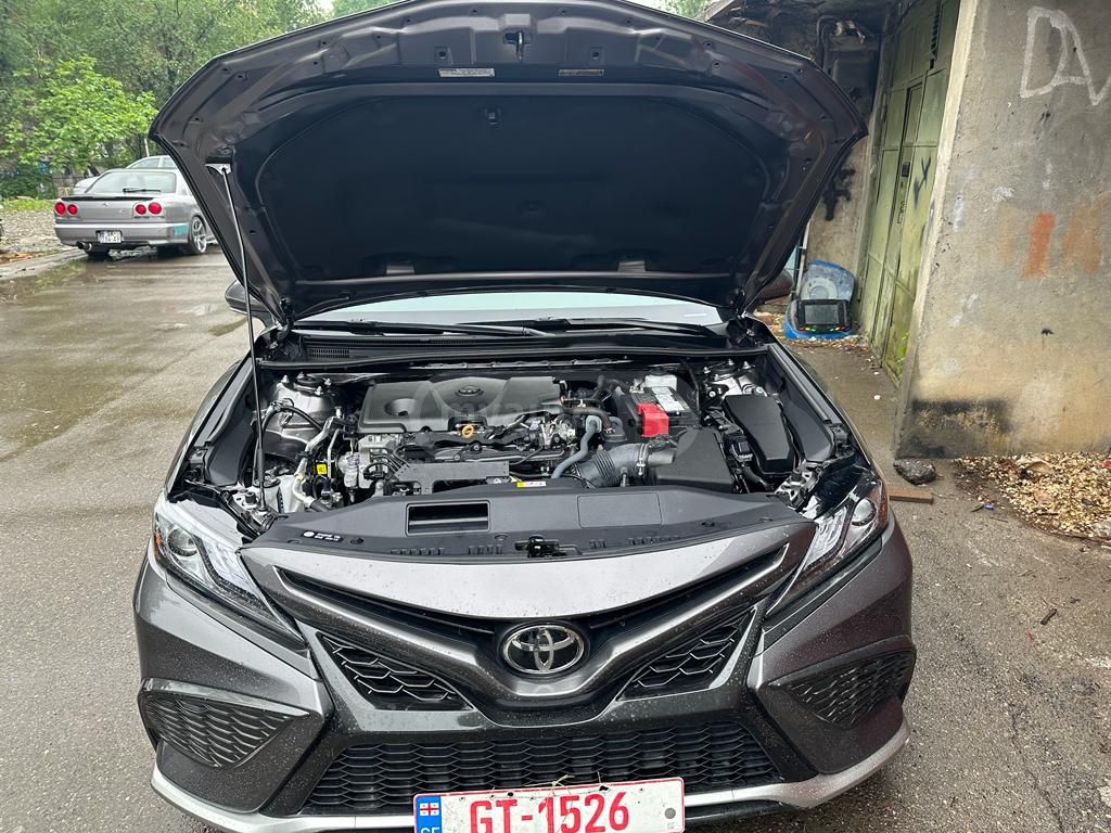 Toyota Camry - фото 4