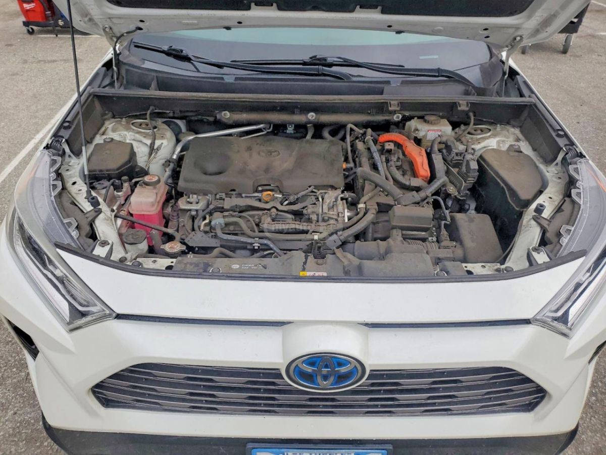 Toyota RAV 4 - фото 11