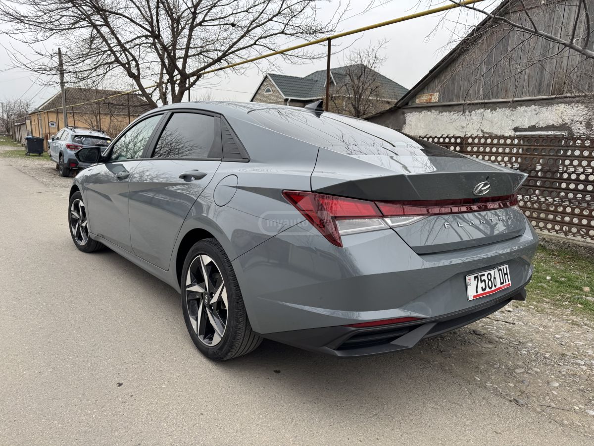 Hyundai SEL 4dr Sedan — миниатюра 6