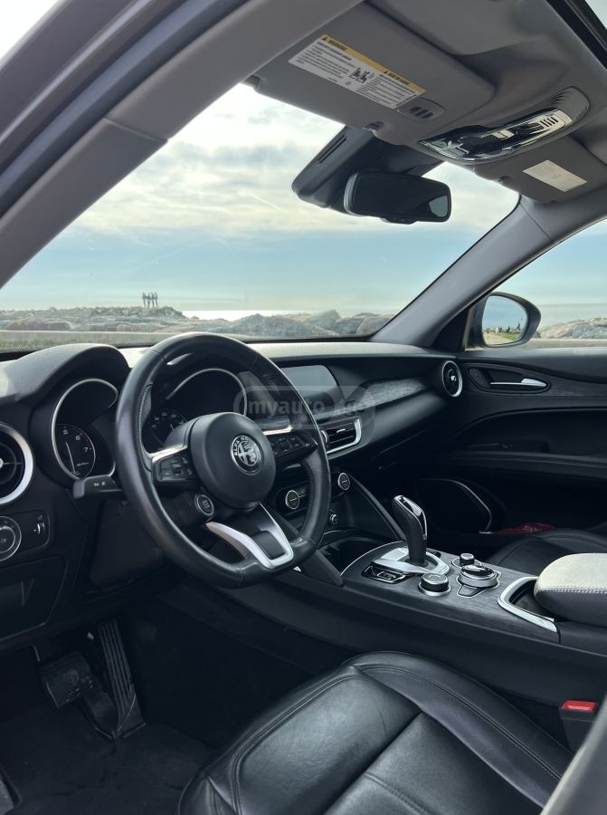 Alfa Romeo Stelvio - фото 10