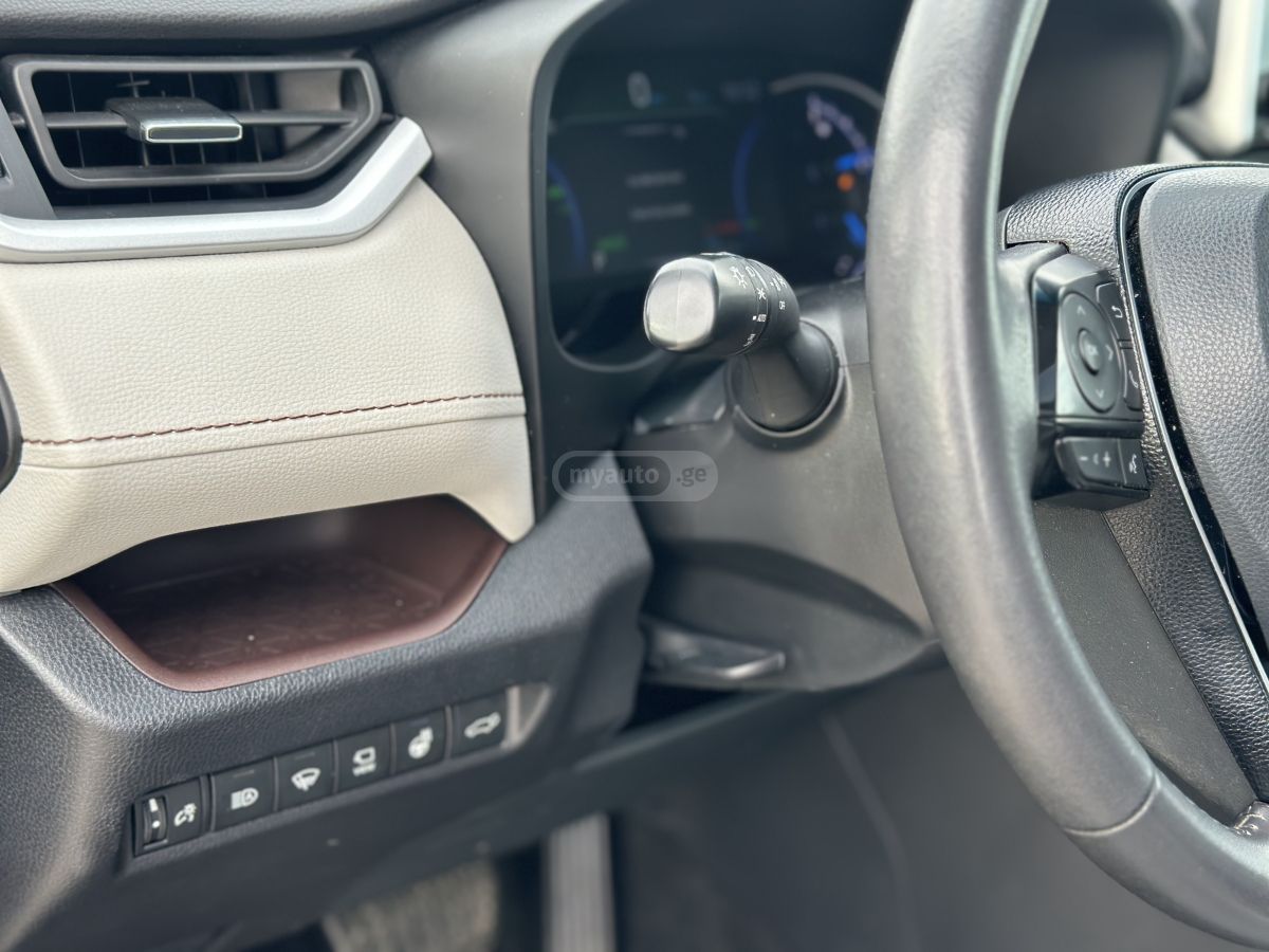 Toyota RAV 4 - фото 10