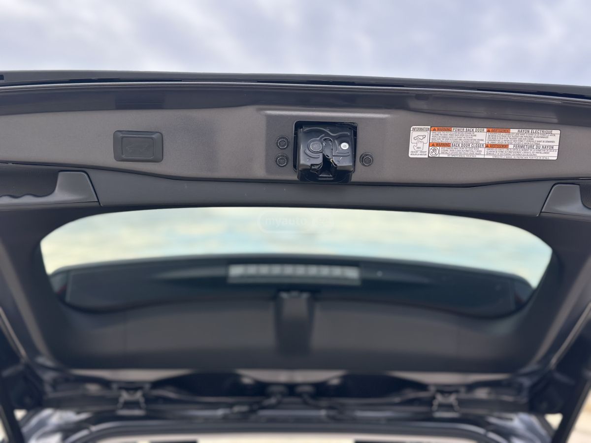 Toyota RAV 4 - фото 6