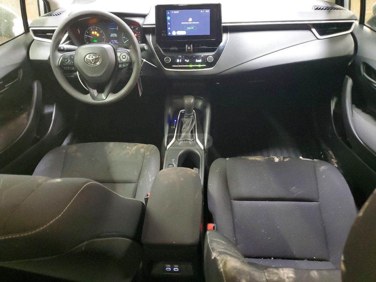 Toyota Corolla - фото 2