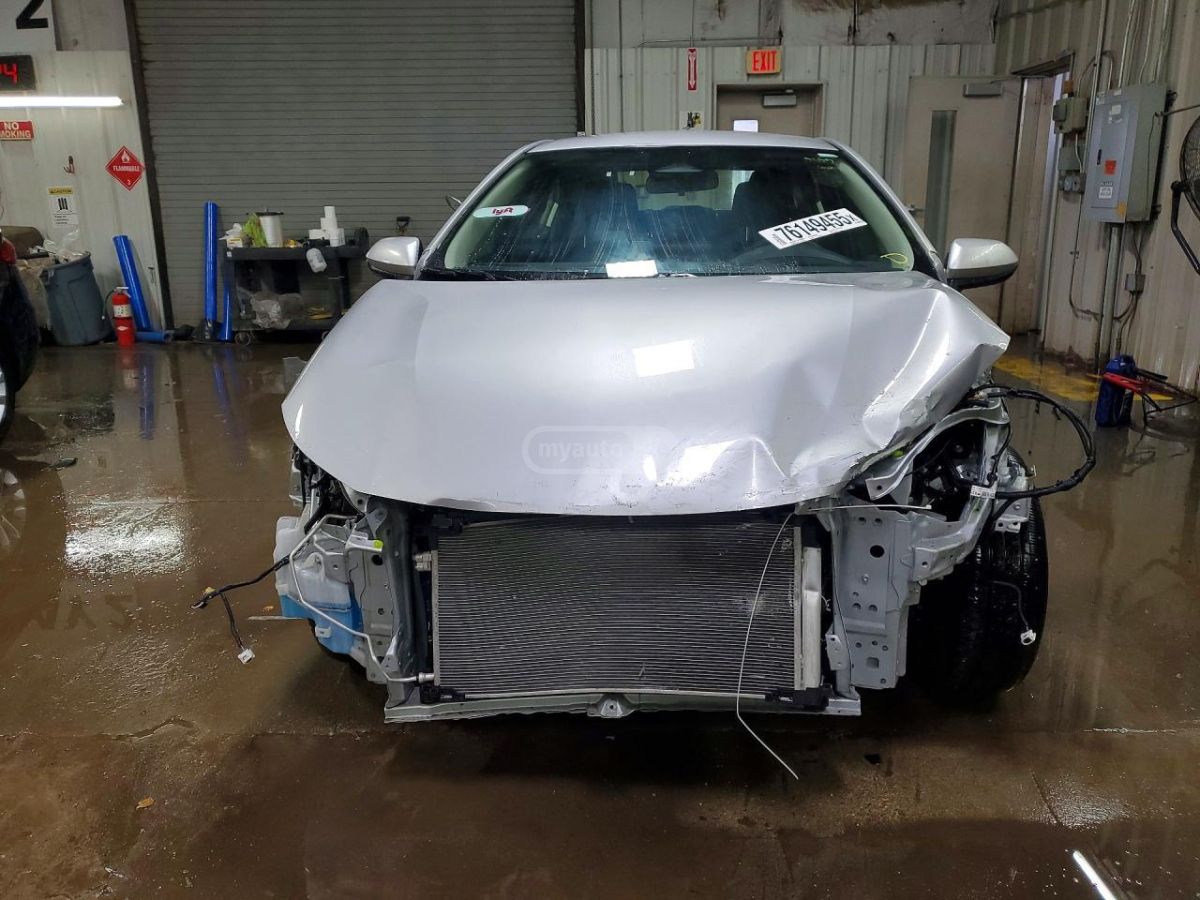 Toyota Corolla - фото 8