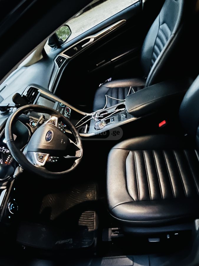 Ford Fusion - фото 6