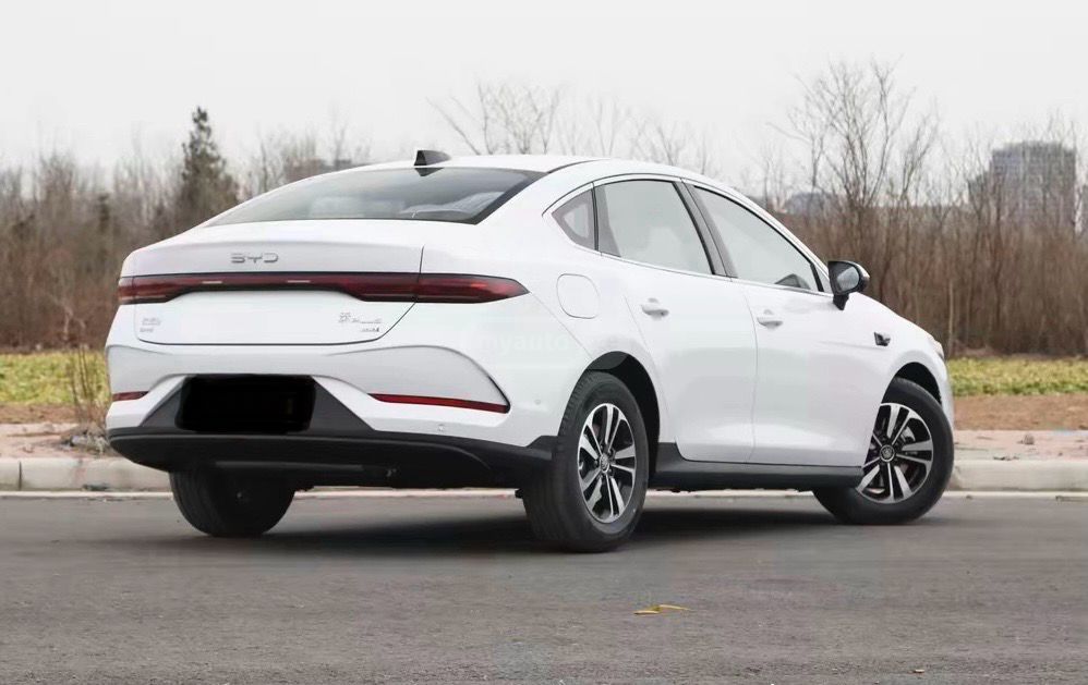 BYD Qin Plus - фото 4