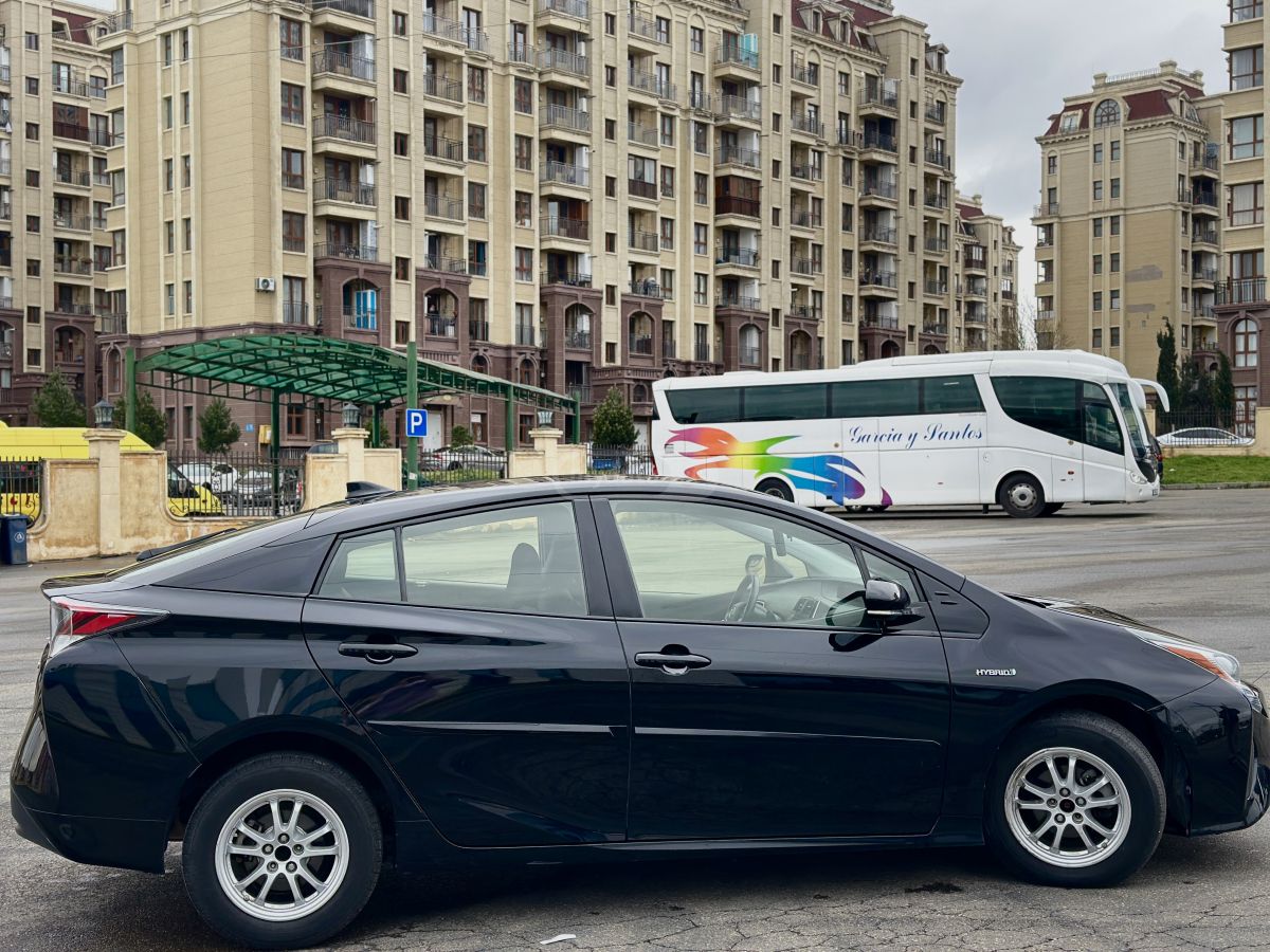 Toyota Prius - фото 5