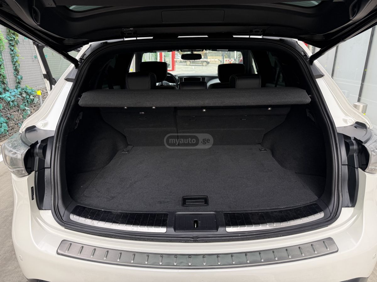 Infiniti FX 37 - фото 12
