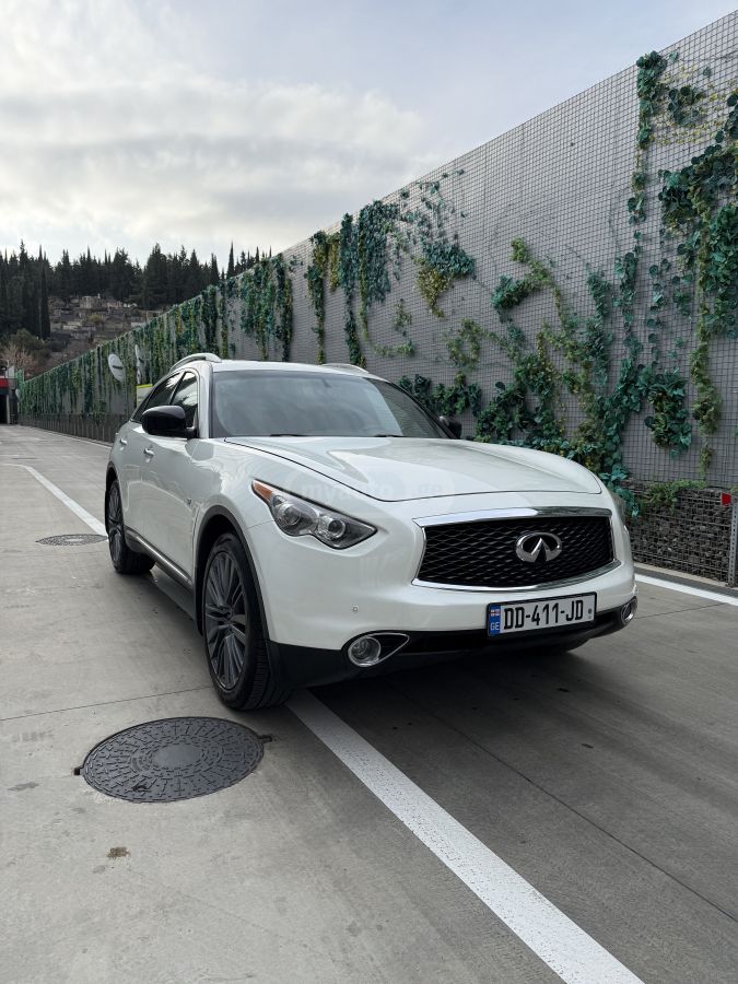 Infiniti FX 37 - фото 5