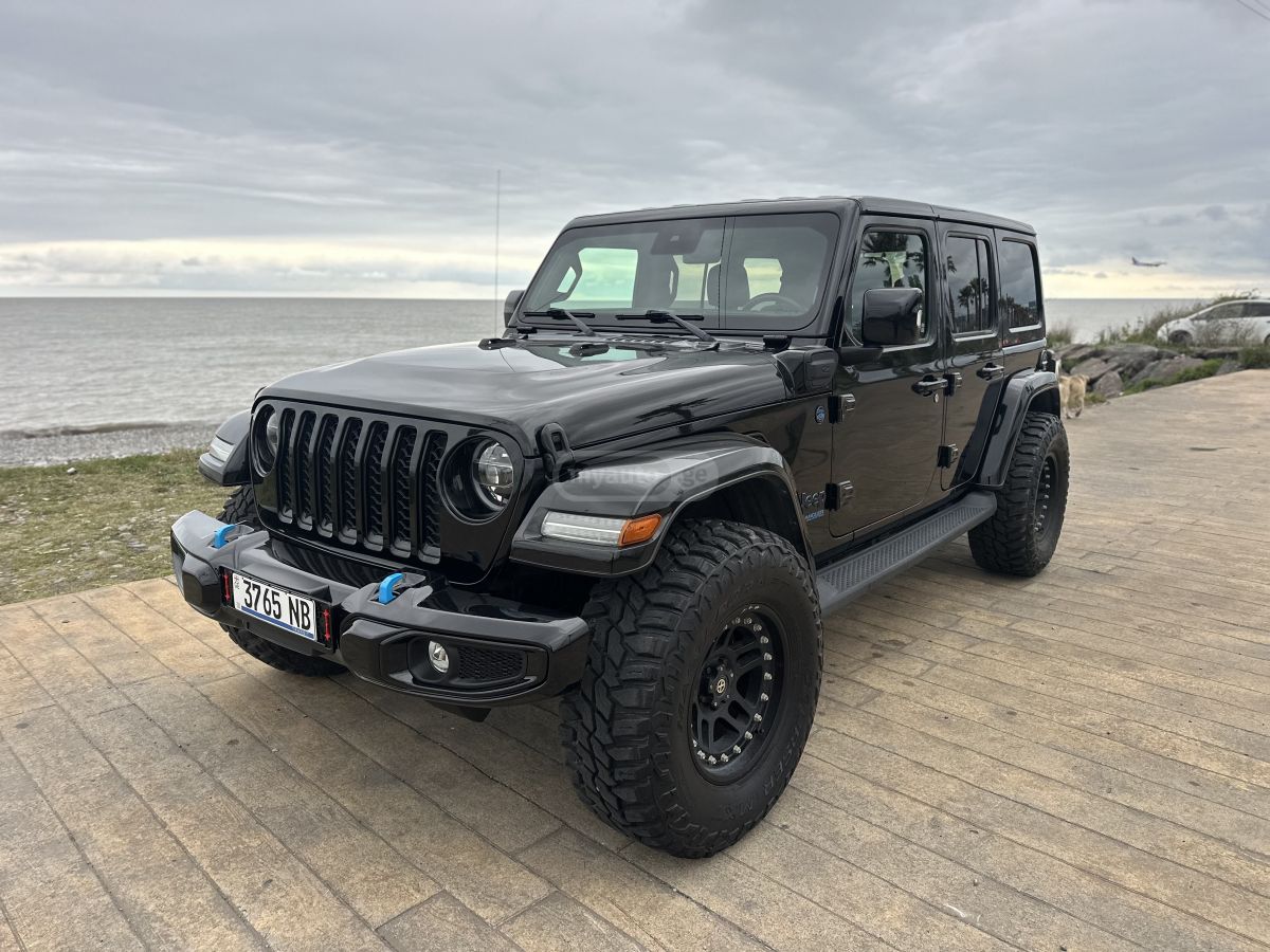 Jeep Wrangler - фото 1