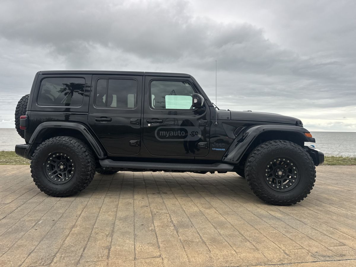 Jeep Wrangler - фото 4