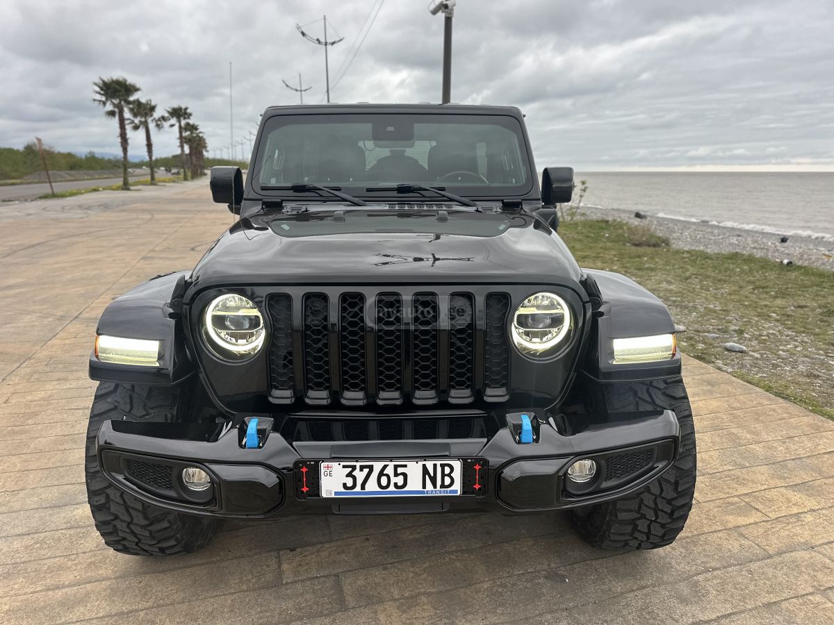 Jeep Wrangler - фото 6