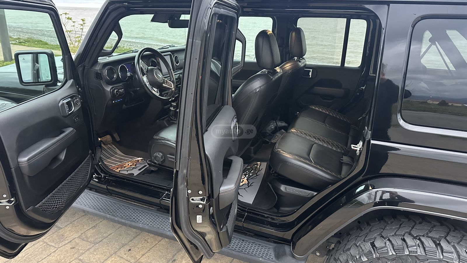 Jeep Wrangler - фото 9