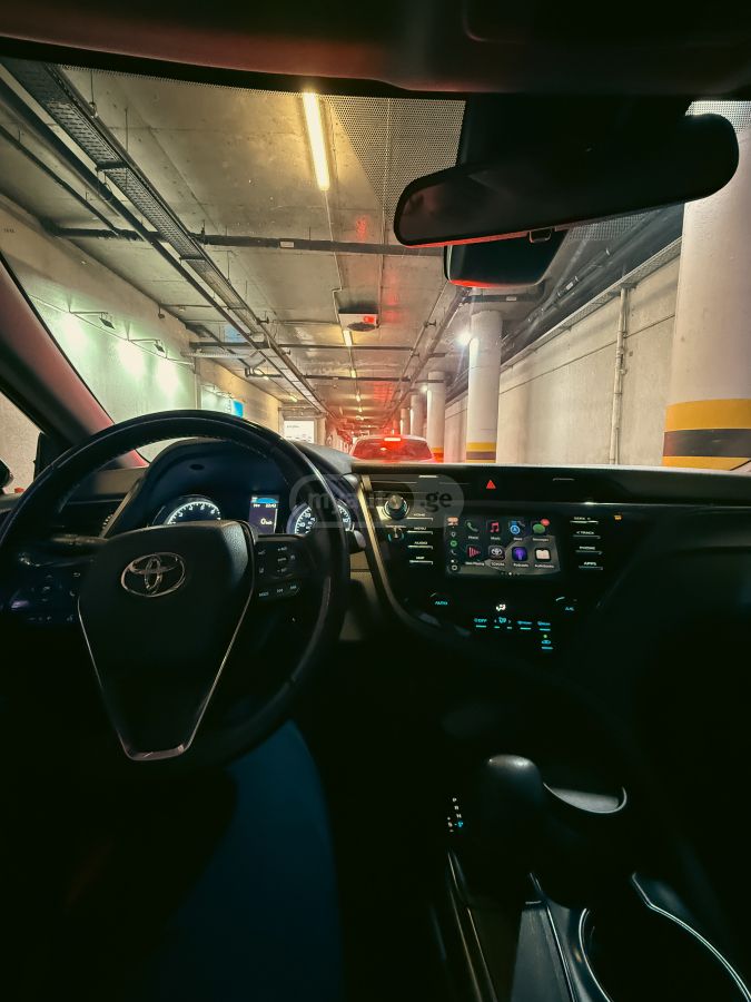 Toyota Camry - фото 4