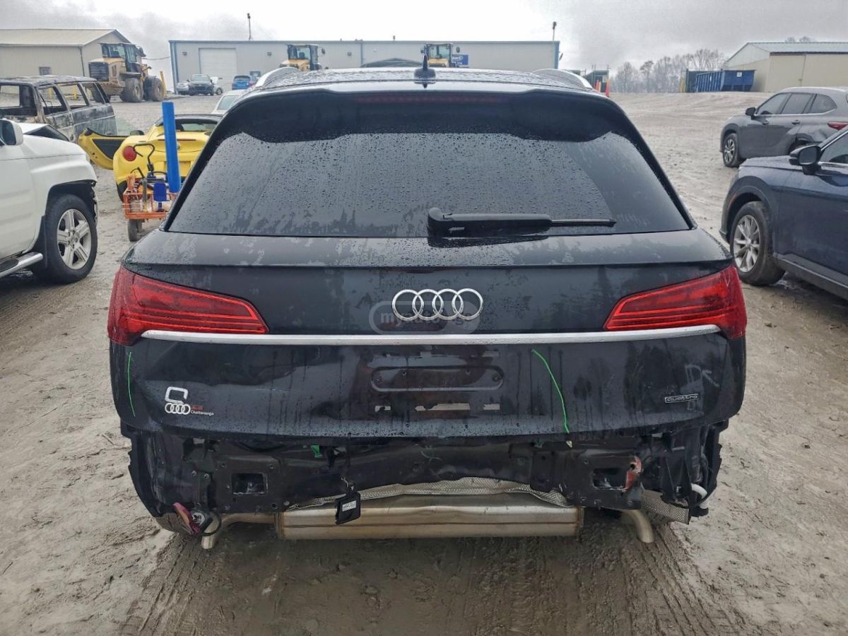 Audi 40 Premium 4dr All Wheel Drive — миниатюра 4