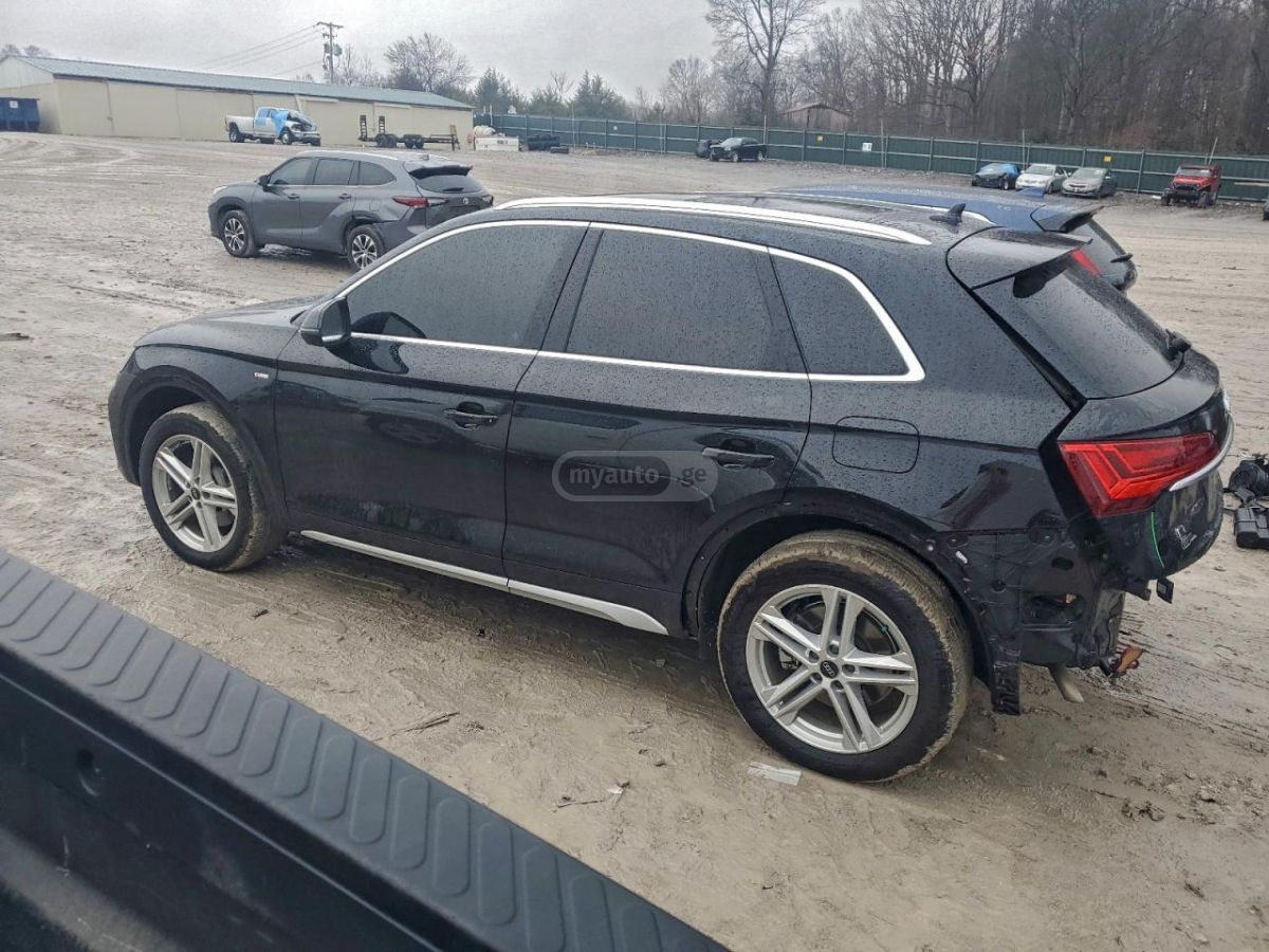 Audi 40 Premium 4dr All Wheel Drive — миниатюра 5