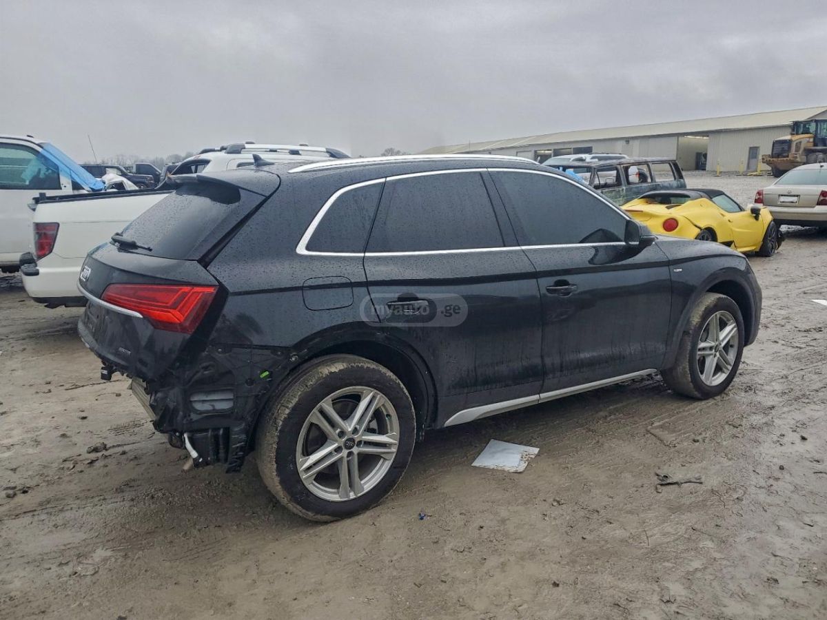 Audi 40 Premium 4dr All Wheel Drive — миниатюра 9