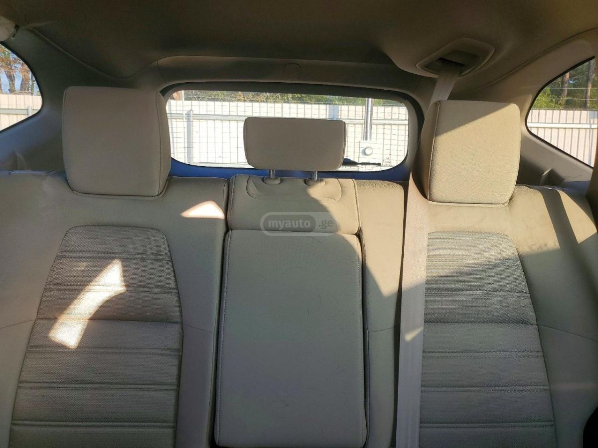 Honda CR-V - фото 10