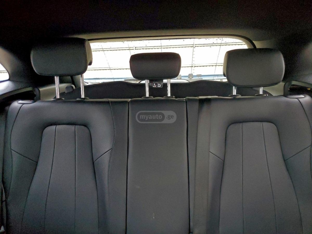 Mercedes-Benz GLA 250 - фото 10