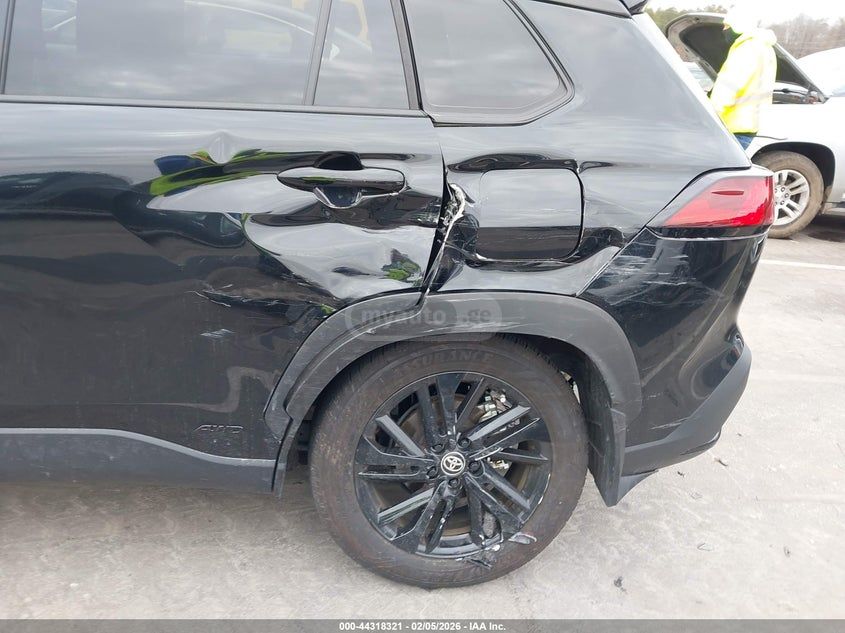 Toyota Corolla cross HYBRID NIGHTSHADE EDITION 2024 — миниатюра 6