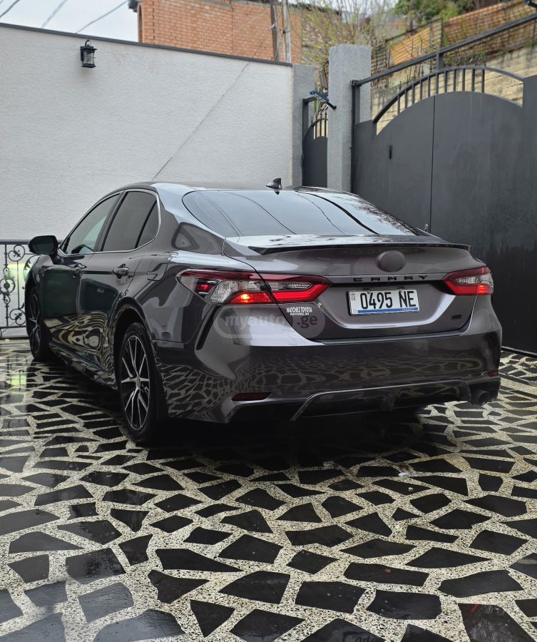 Toyota Camry - фото 6