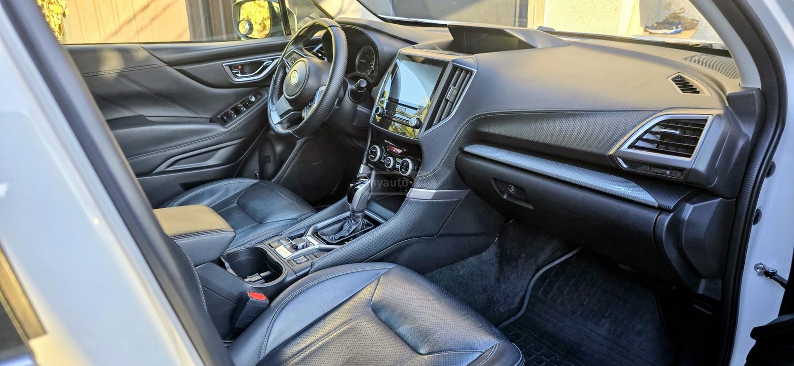 Subaru Limited 4dr All-Wheel Drive CV — миниатюра 10