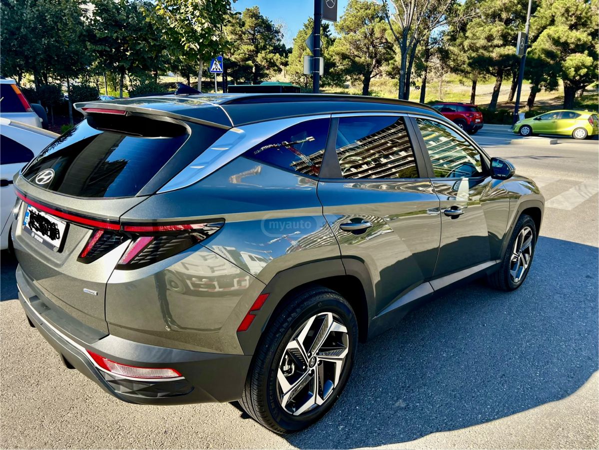 Hyundai Limited 4dr All-Wheel Drive Au — миниатюра 6