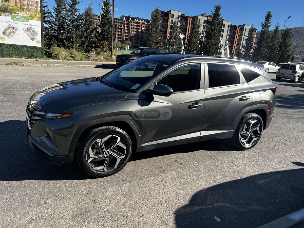 Hyundai Limited 4dr All-Wheel Drive Au — миниатюра 9