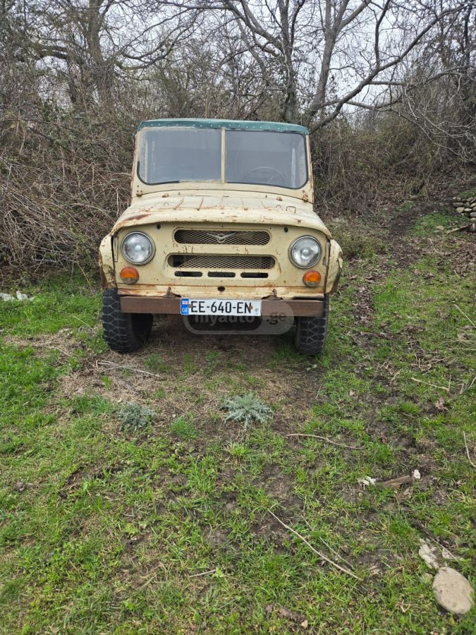 UAZ Patriot - фото 1